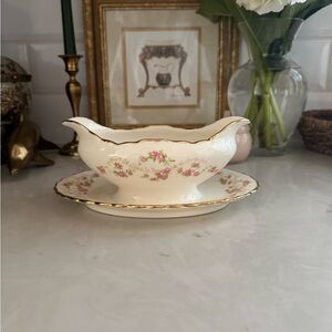 Vintage POPE GOSSER Florence Rim Gravy Boat&Plate with Scalloped Edge Gold Trim
